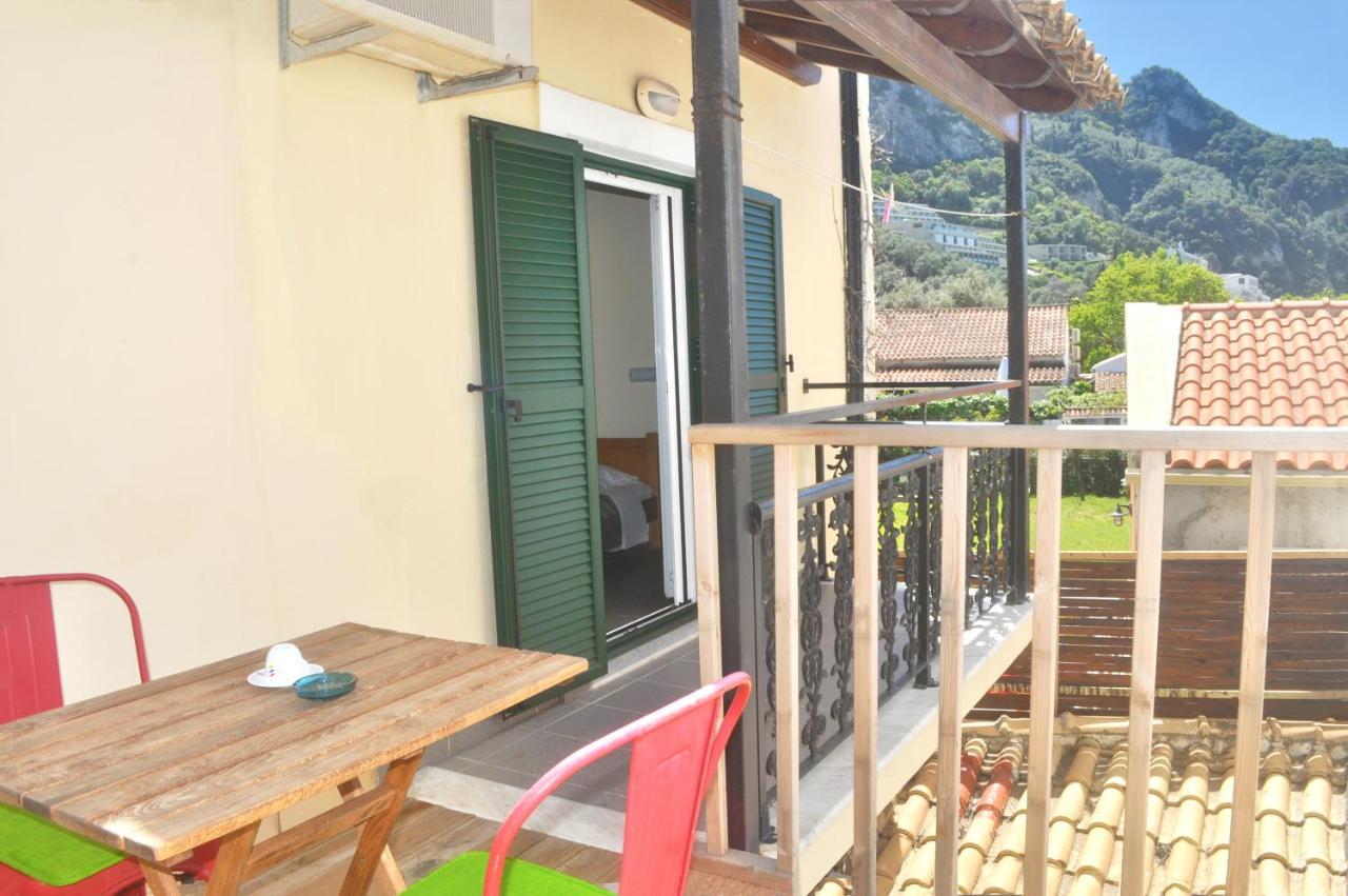 Holiday Studio Apartments Yannis On Agios Gordios Beach In Corfu المظهر الخارجي الصورة